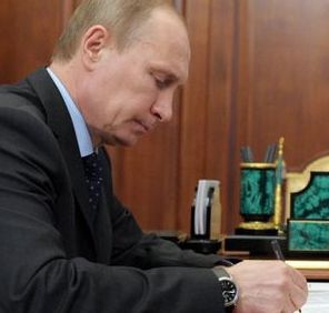 Vladimir-Putin-Crimea-Rusia-AFP_LRZIMA20140321_0035_11